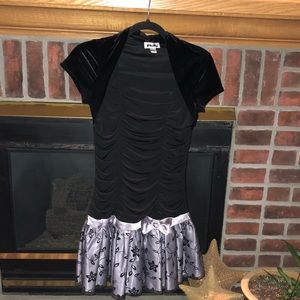 Black and Silver Girls Size 16 Velour Dress